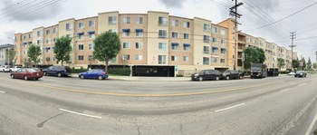 12100 Sheldon St 4 Beds Apartment for Rent